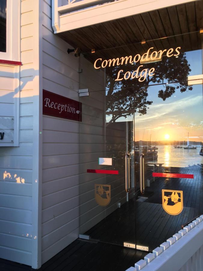 Commodores Lodge Russell Ngoại thất bức ảnh