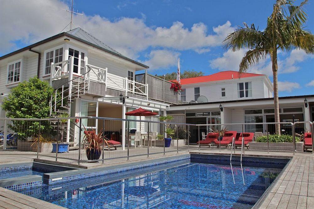 Commodores Lodge Russell Ngoại thất bức ảnh