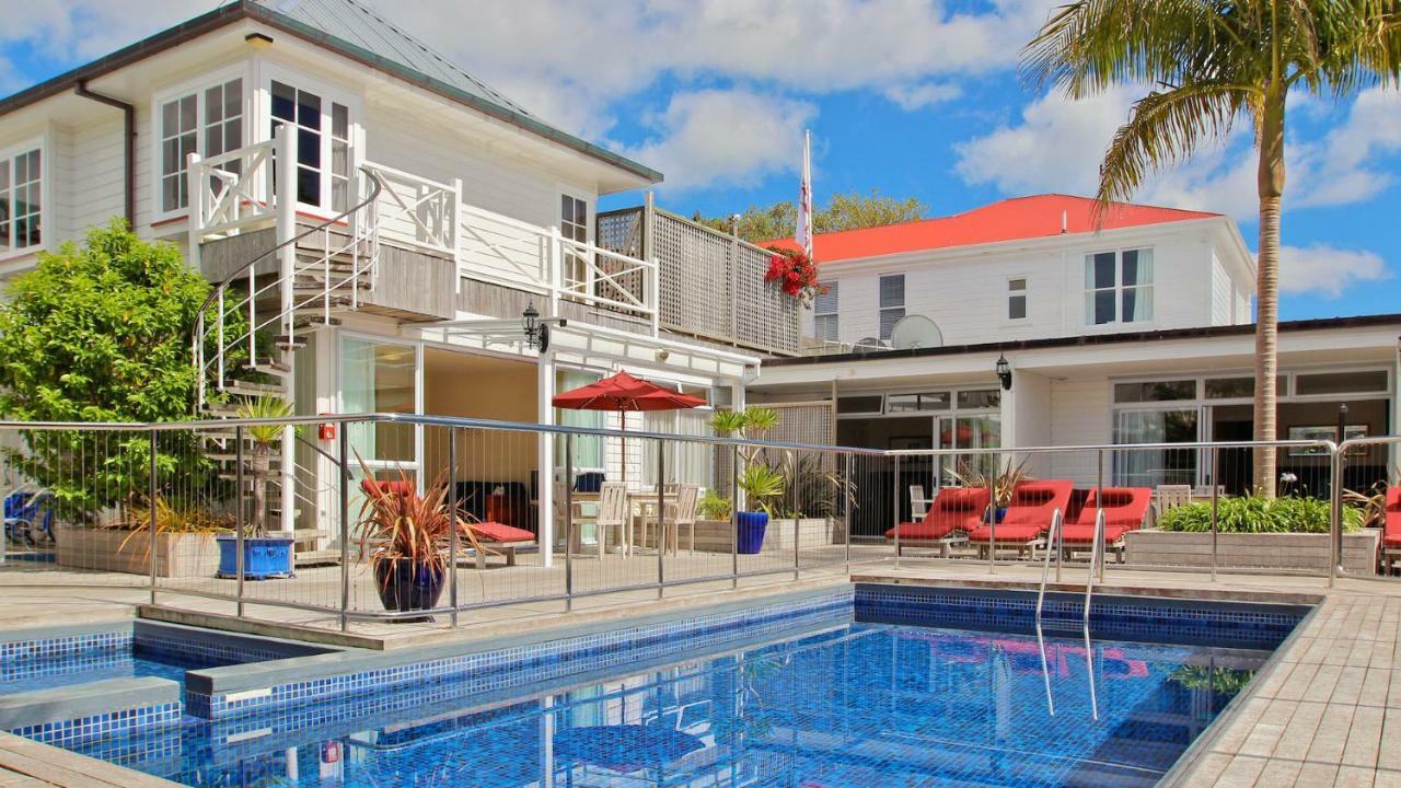 Commodores Lodge Russell Ngoại thất bức ảnh